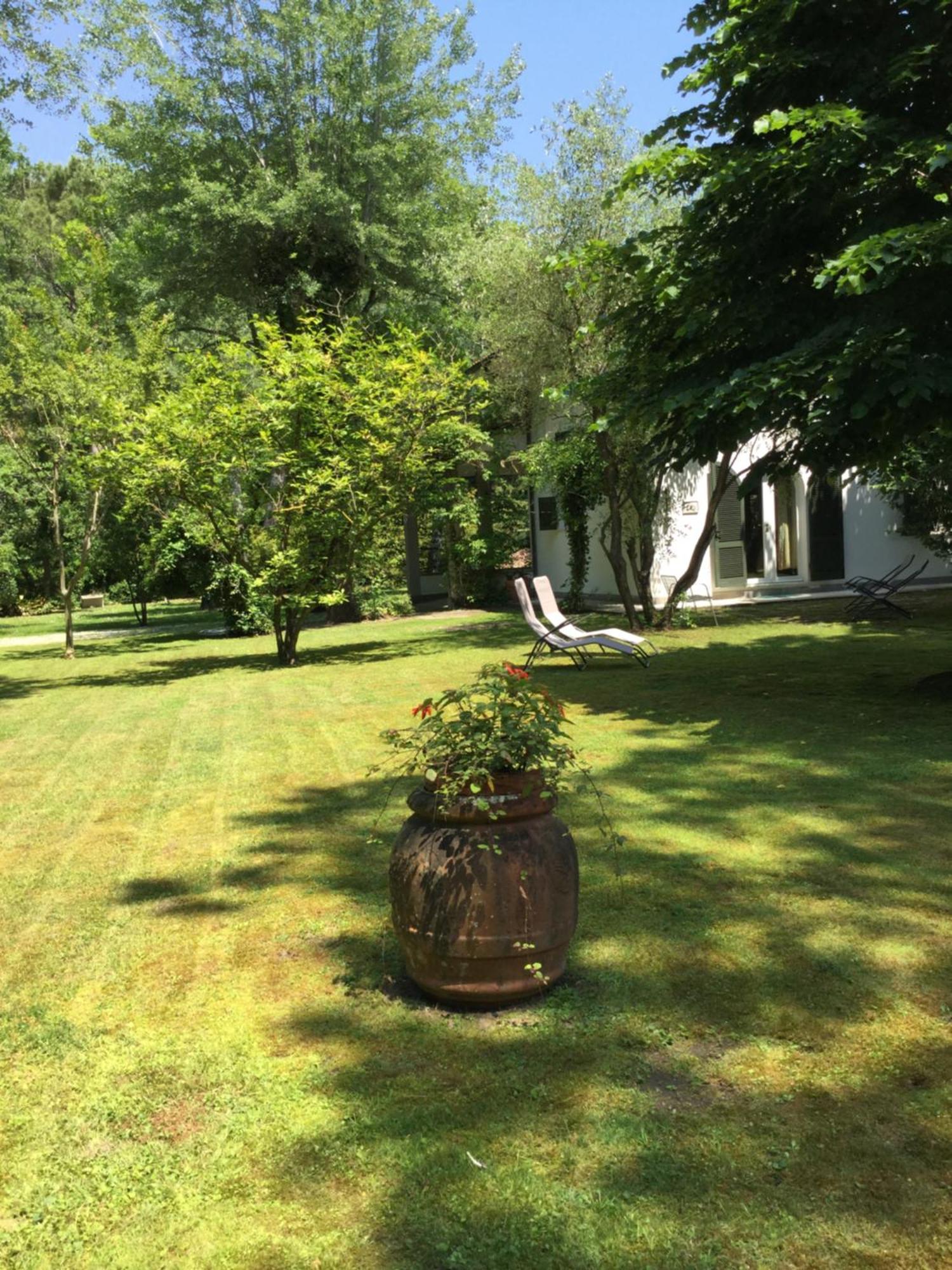 Villa Poveromo Massa Kültér fotó
